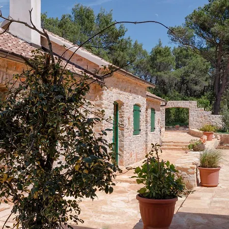 Clemency Villa *