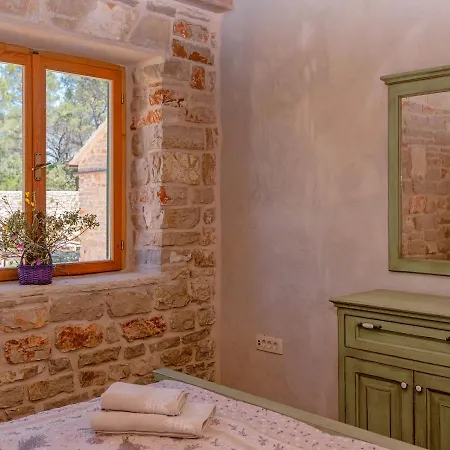 Clemency Villa