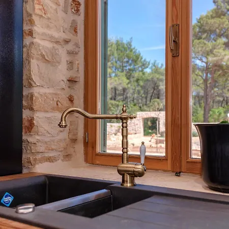 Clemency * Stari Grad (Hvar)